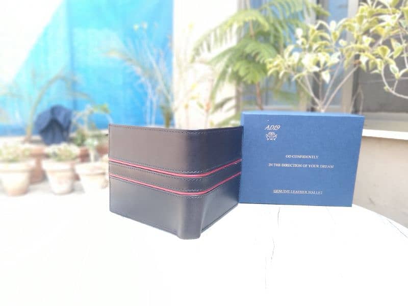 Leather wallet for men and gift for someone special 1