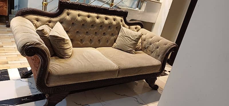 King size sofa set (6 seater) 1