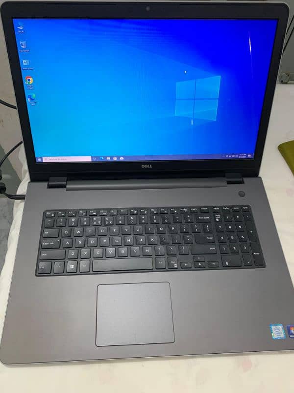 Laptop Dell Inspiron 5759 7