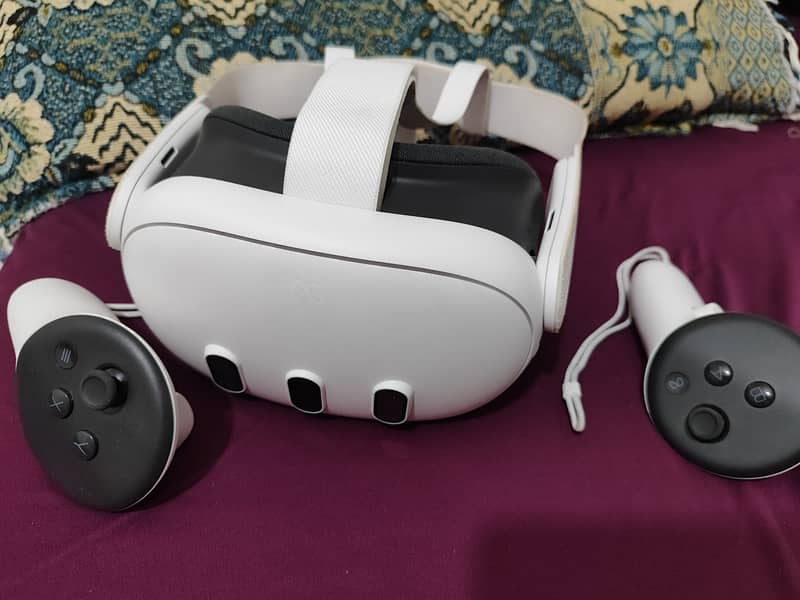 Meta Quest 3 - Advanced Virtual Reality Headset 0