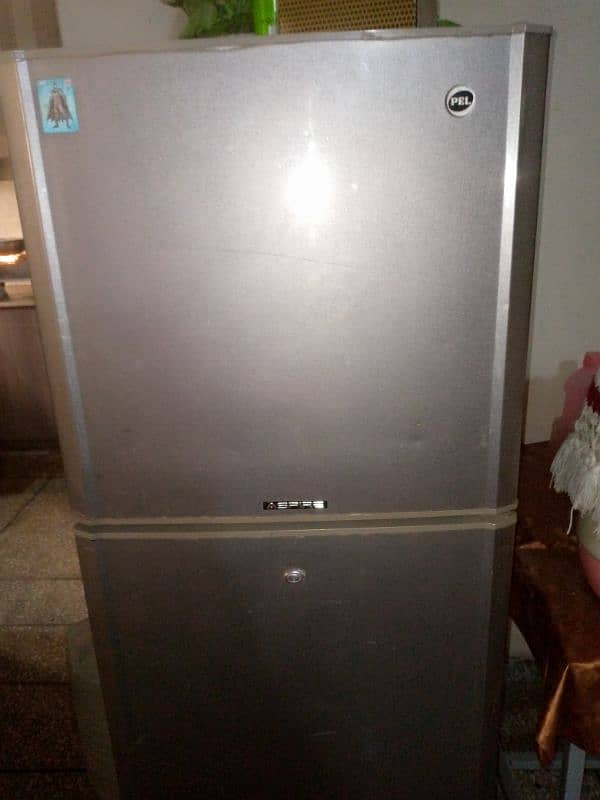 PEL Fridge for Sale (Sirf Compressor ka masla he) 1