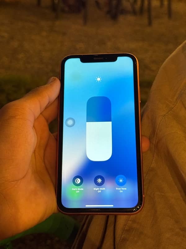 Iphone XR NON PTA 4