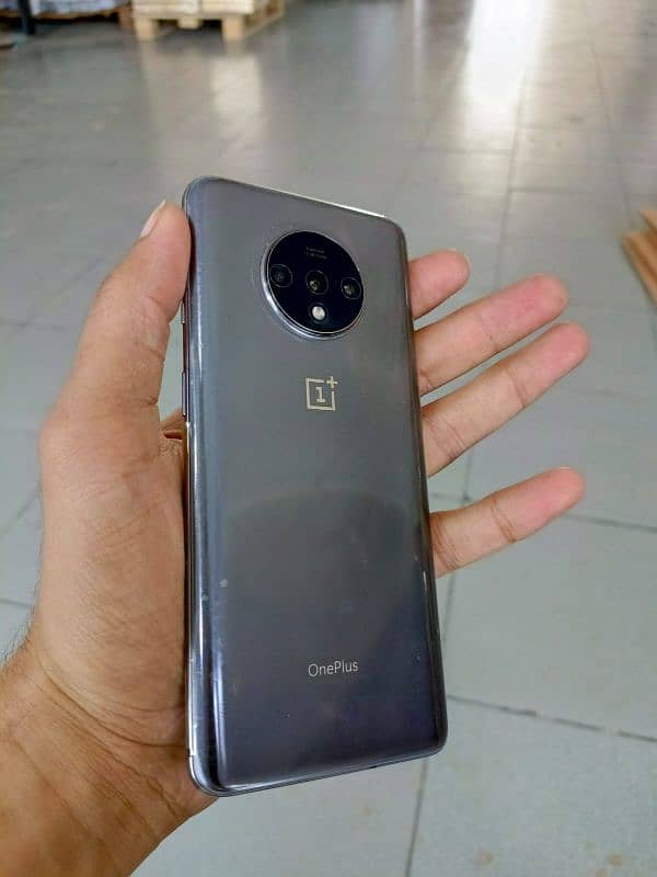 OnePlus 7t for seal 1