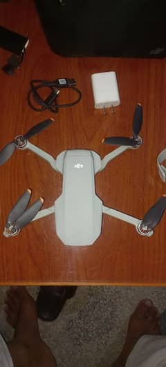 DJI mini 2 with fly more combo kit or 32 GB card free