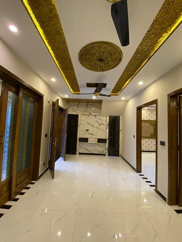 3 YEARS INSTALLMENT PLAN HOUSE PARK VIEW CITY LAHORE FOR SALE 5