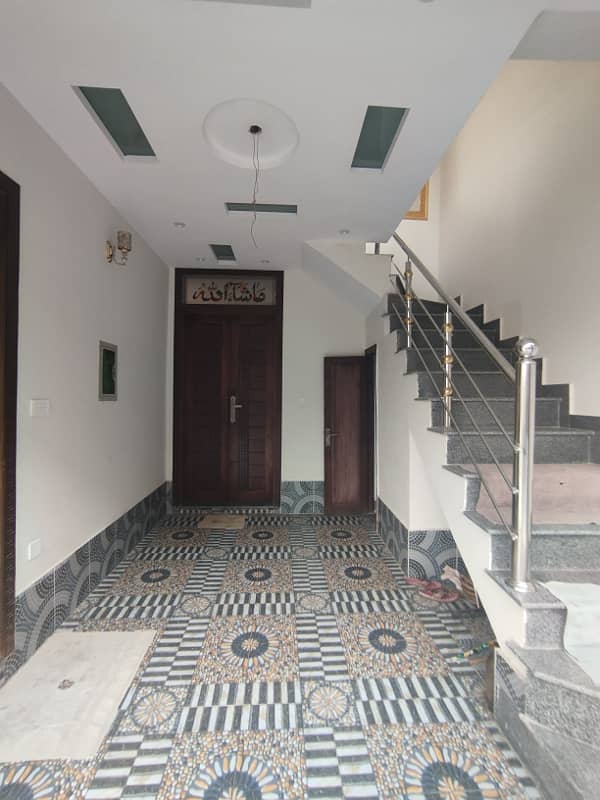 4 MARLA TRIPLE STORY HOUSE FOR SALE IN HIGHCOURT PHASE 2 COLLEGE ROAD LAHORE 1