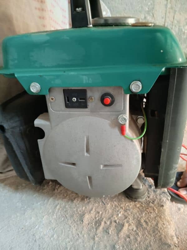 Jasco Generator for sale. . 3