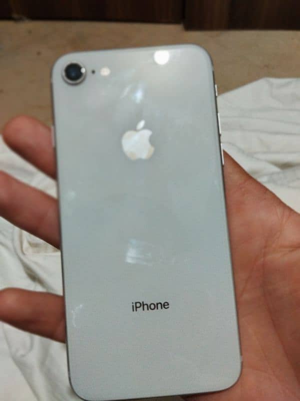 I phone 8 64 GB 2