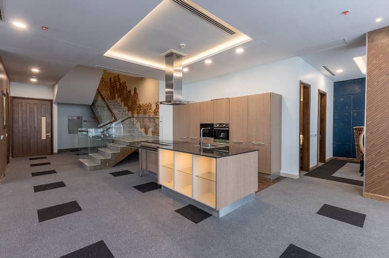 Split Level Penthouse for sale in Pentasquare with Private Pool 14