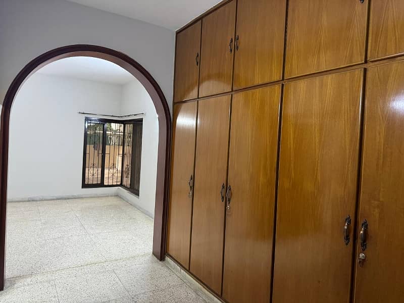 2 Kanal Full Basement Corner House for sale in DHA Phase 3 Block Z 28