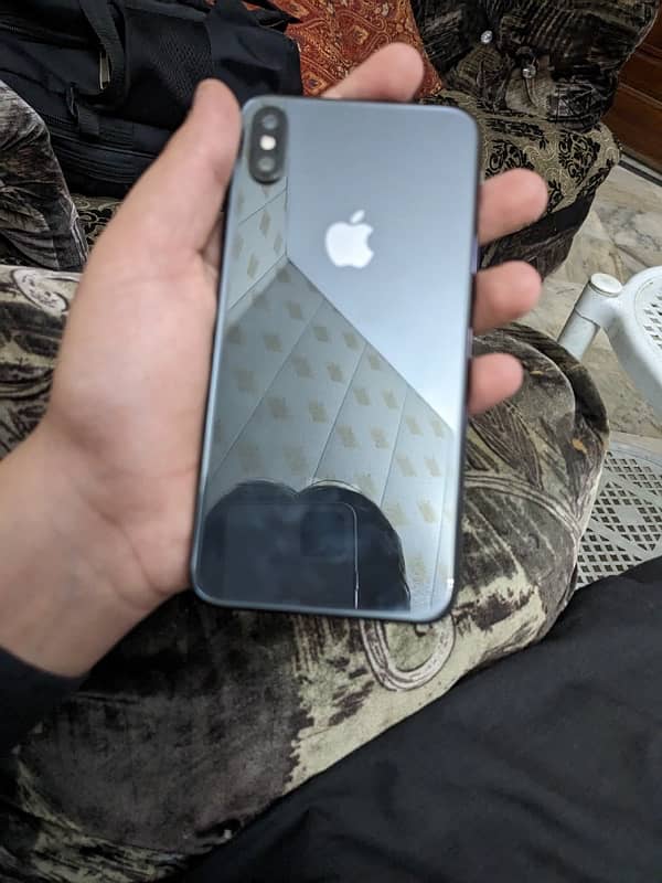 iphone xs max 2