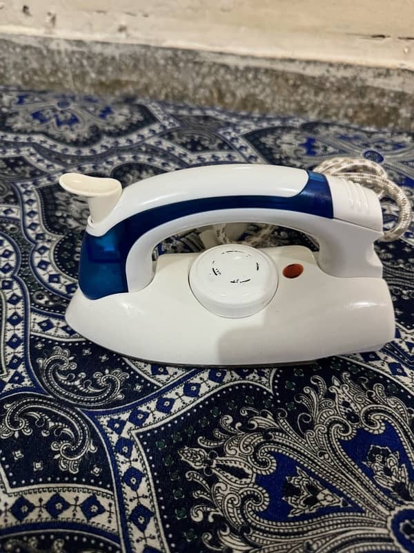 Brand New Travel Iron for sale 4