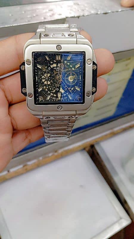 Hublot 1