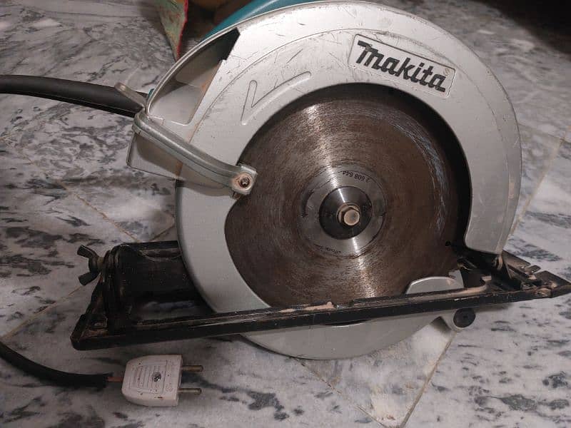 Makita cutter N5900B 1