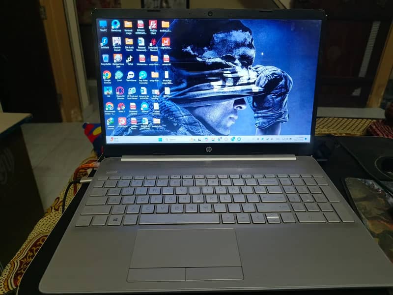 DELL Laptop i5 10th Gen - Intel(R) Core(TM) i5-1035G1 CPU 1