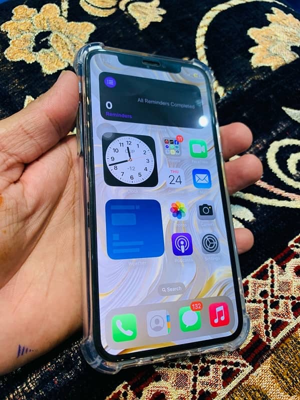 IPhone 11 pro 64gb pta dual approved 6