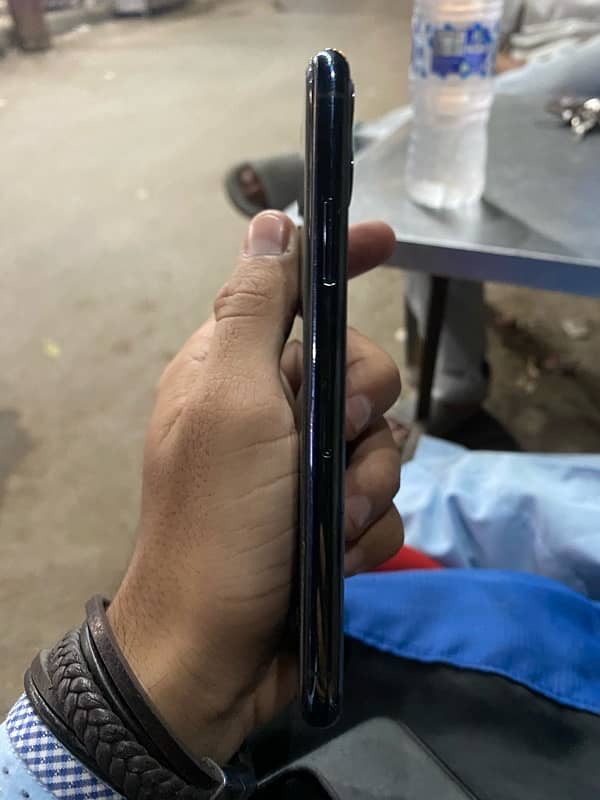 Urgent Sell Iphone 11 Pro PTA Approved 3