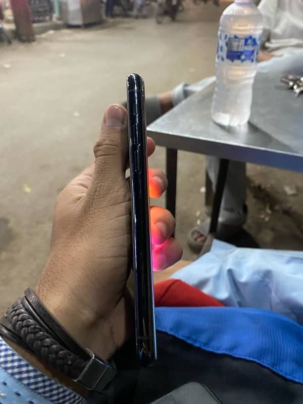 Urgent Sell Iphone 11 Pro PTA Approved 5