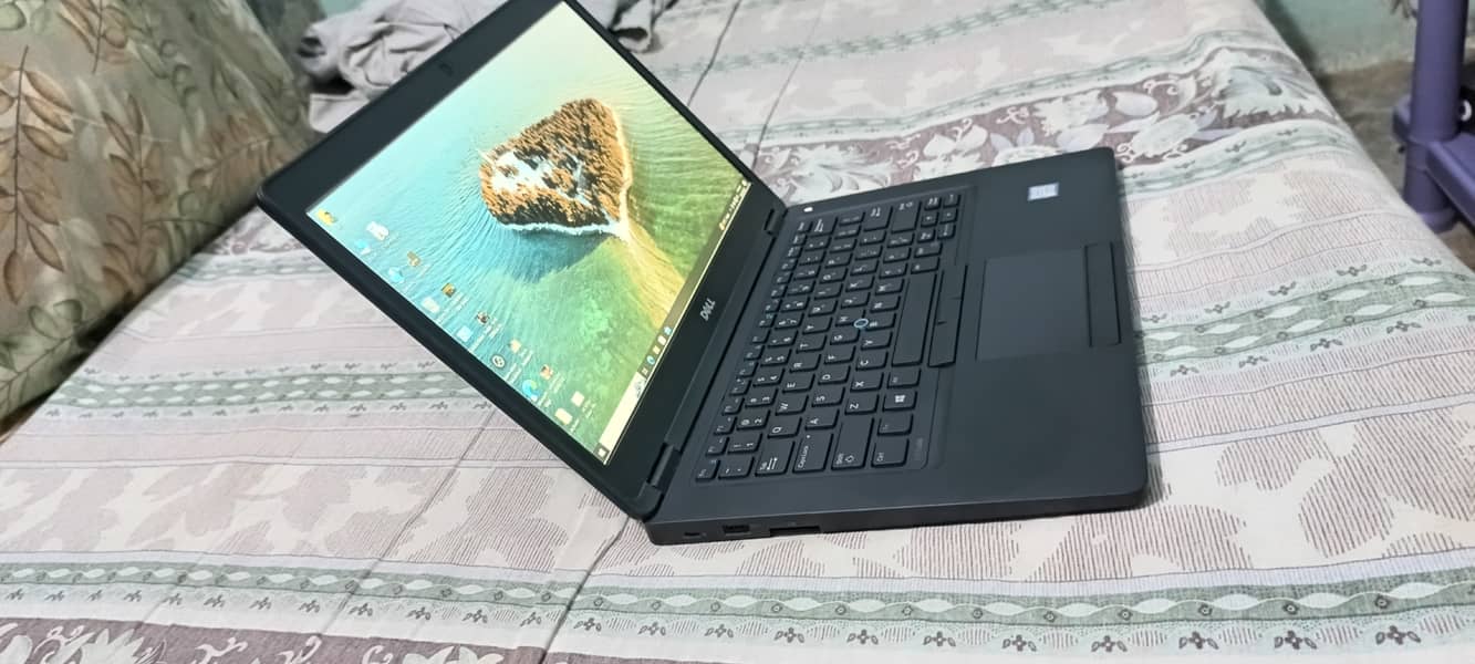 Dell Latitude 5480 core i5 7th Generation 1