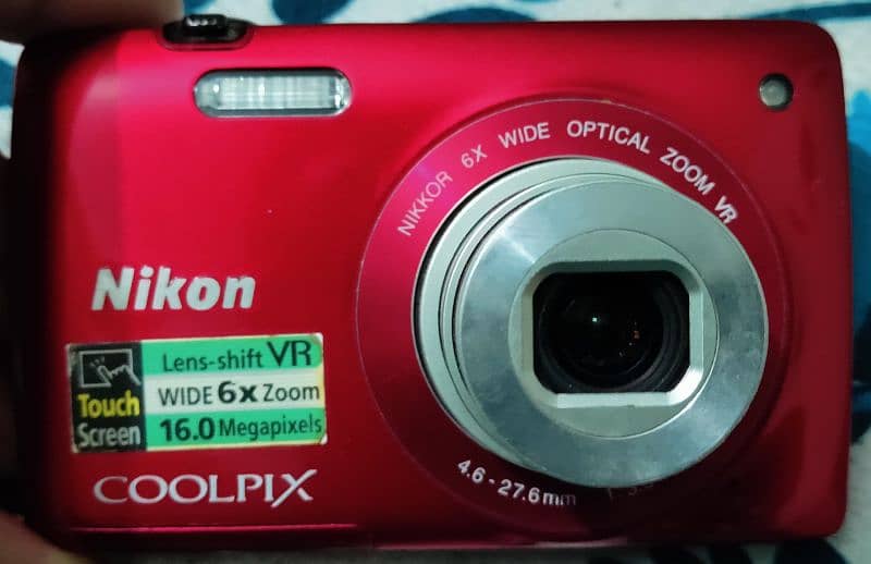 Nikon Coolpix S4300 1