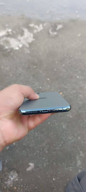 iphone 11 pro max 64 gb 0