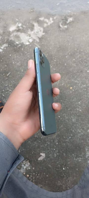 iphone 11 pro max 64 gb 4