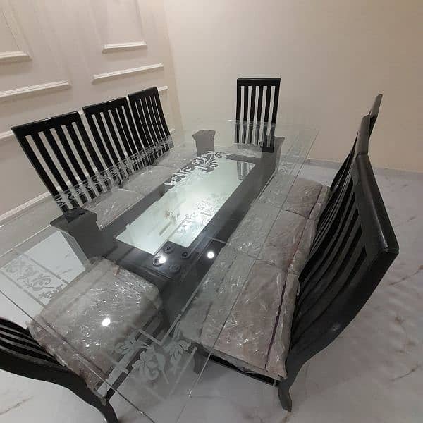 8 Seater dining table/wooden dining table/luxury dining/furniture 2