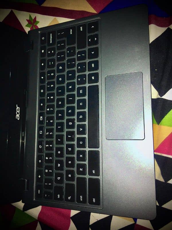 Chromebook c720 2