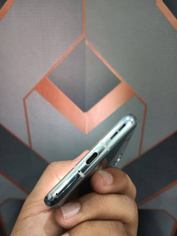 OnePlus 9pro condition 10/10 contact 03111000284 5