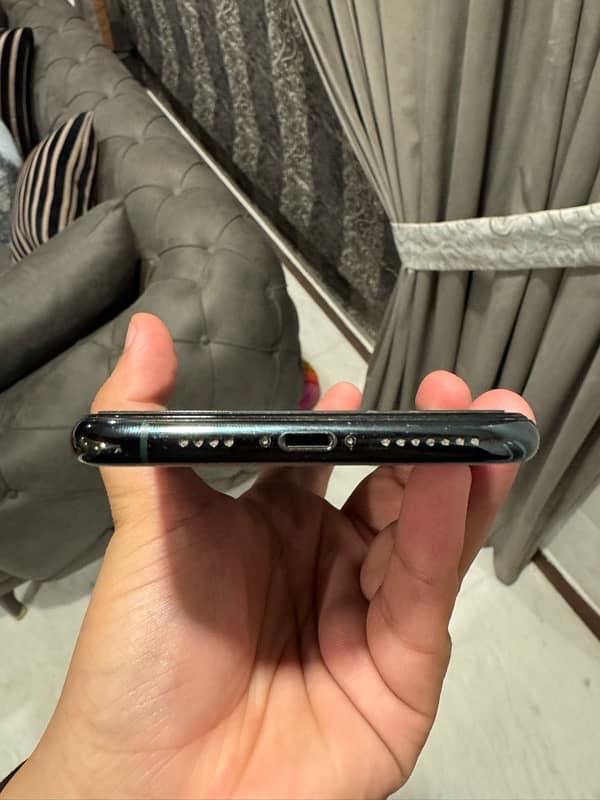 Iphone 11 pro max pta approved 1