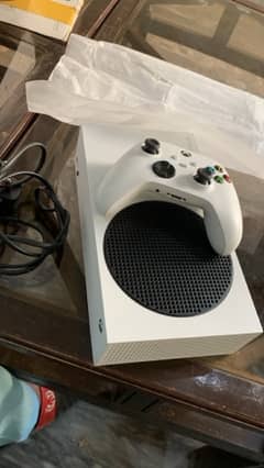 Xbox series s . with box