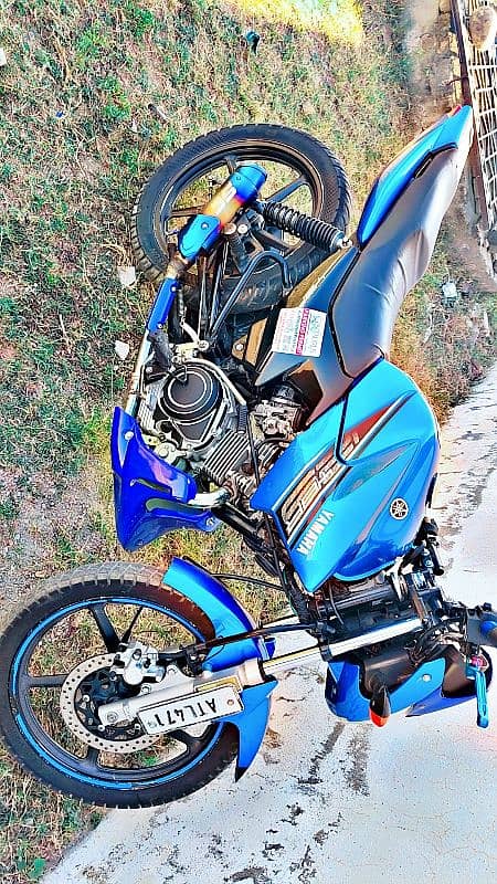 ybr 2018 model blue calor Islamabad nambar 6