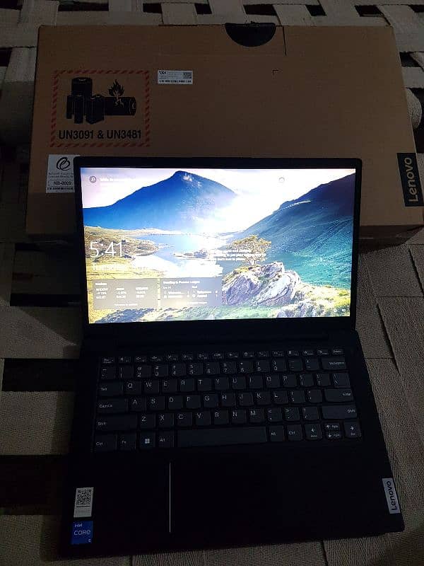 lenovo v14 i5 12 gen 3