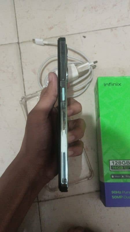 Infinix hot 40i 8/128 dual sim pta approve 1