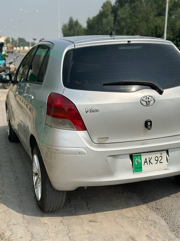 Toyota Vitz 2009 3