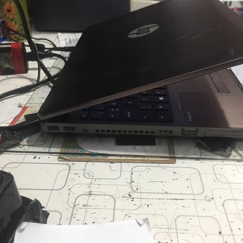 HP ProBook 6570b 1