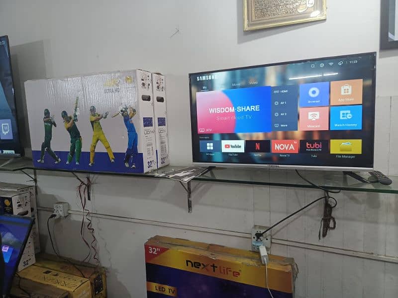 32 InCh - Samsung Led Tv 4k UHD box pack 03227191508 1