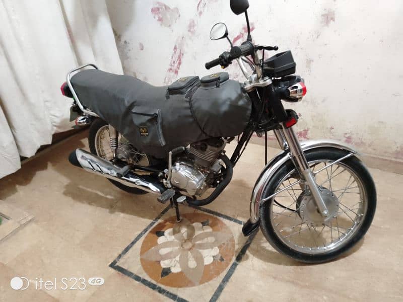 CG Honda 125 sukkur number 5