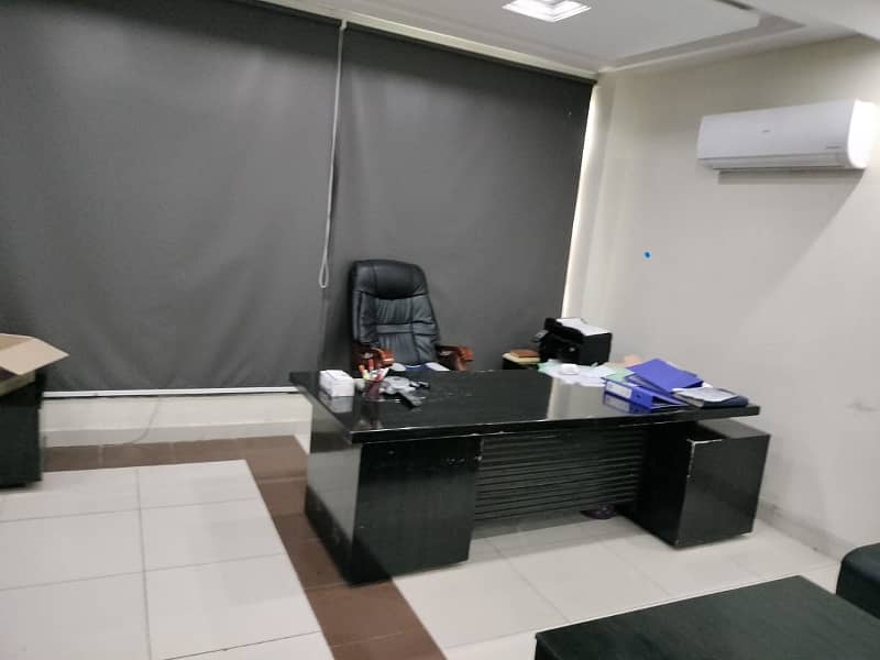 4 Marla 3rd Floor For Rent With Lift In DHA Phase 6 Lahore 0