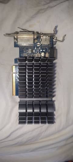 Nvidia GeForce GT 710 0