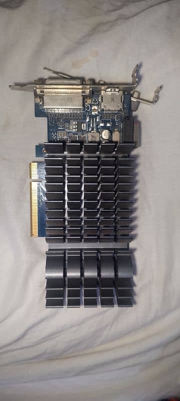 Nvidia GeForce GT 710 0