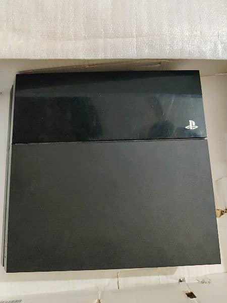 Playstation 4 (500 GB) 3