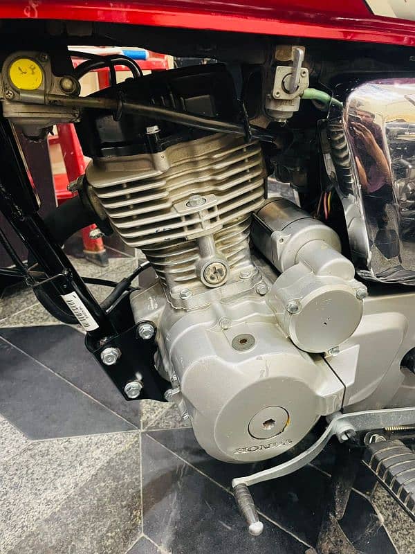 Honda CG125 SE 2019 model. 14