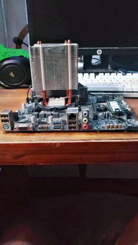 combo of mobo, cpu, cooler and ram 7