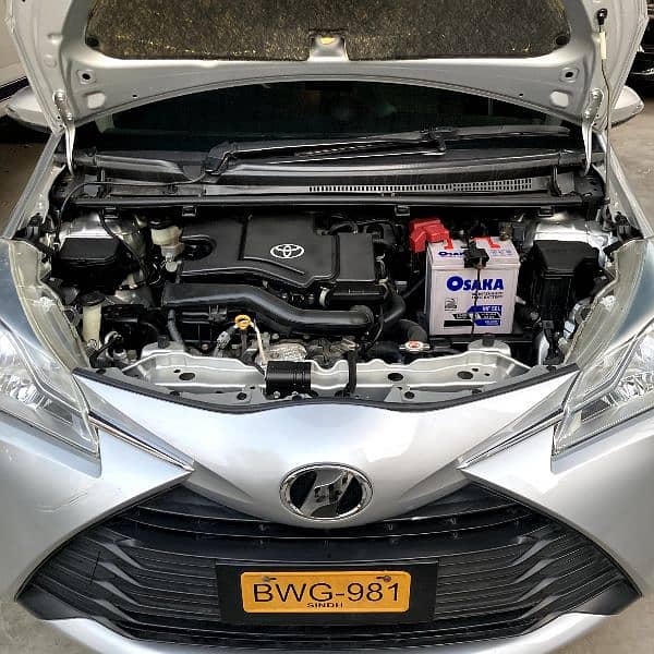 Toyota Vitz 2018 4