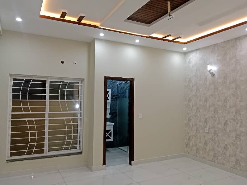 10 Marla Brand New Dubble storey house available for sale in IEP tow Lahore 12