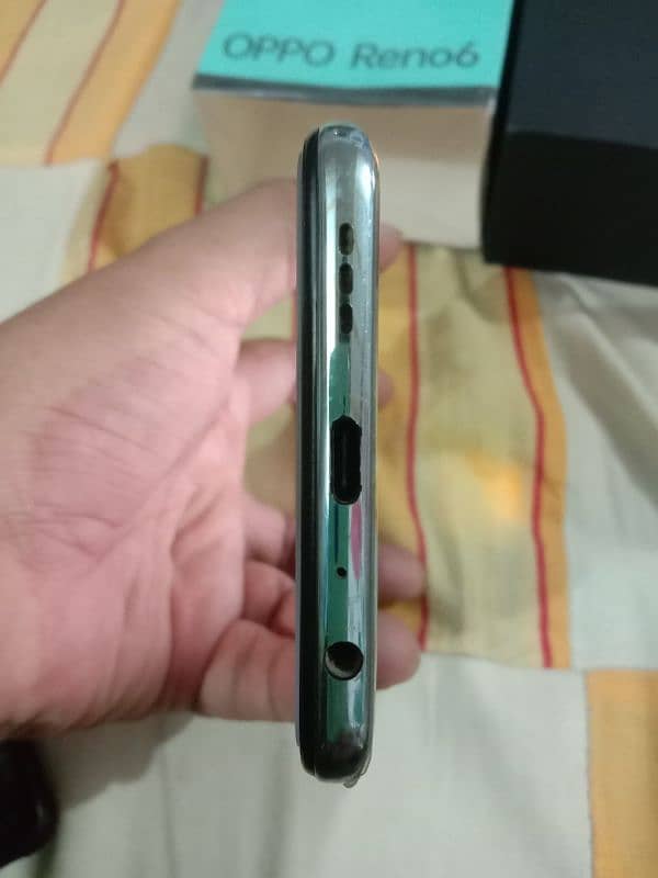 OPPO Reno 6 4