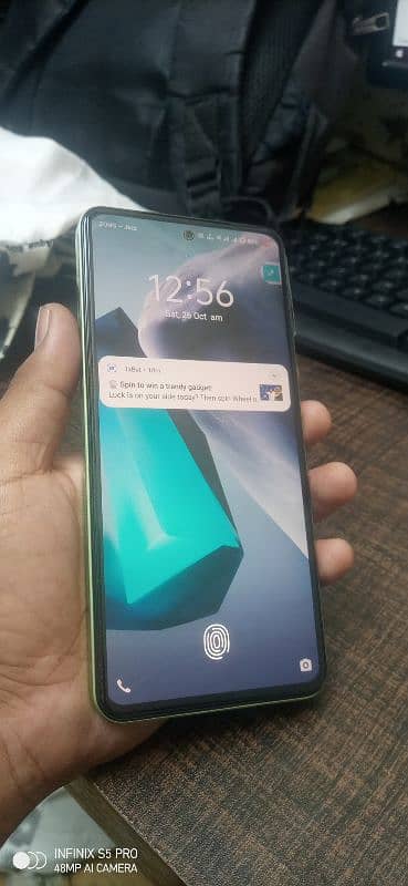 ViVo Y100 8GB Ram 256GB Rom 10