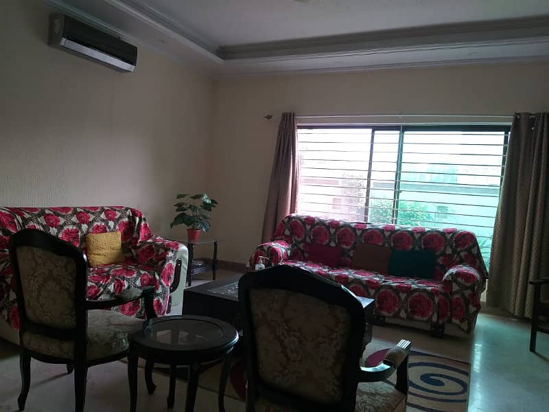 Fully Furnished 1 Bed Available For Rent in J Block DHA Phase 1 Lahore 4