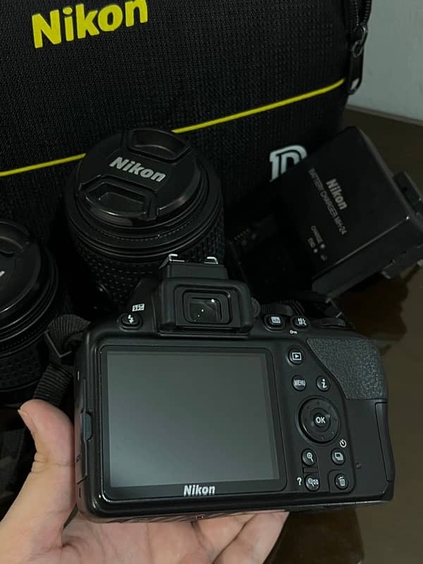 Nikon D3500 - mint condition 0